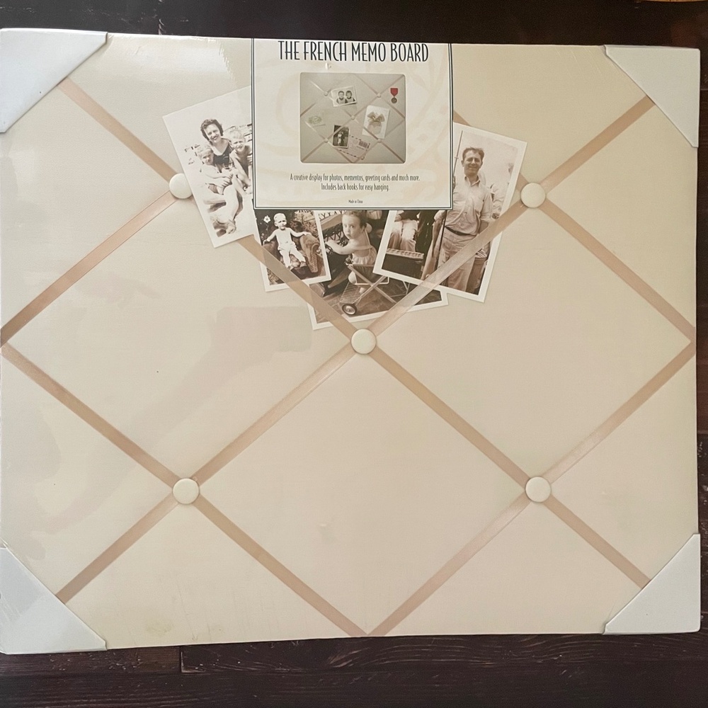 Romantic Style French Memo Photo Board